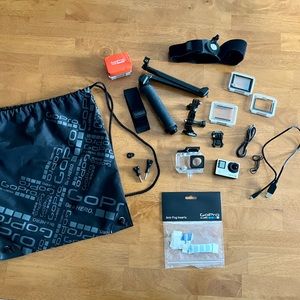 GoPro Hero 4 Silver & Accessories Bundle